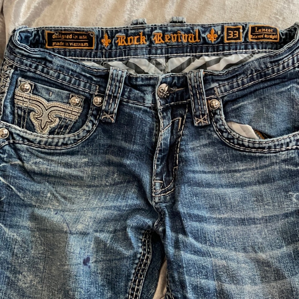 Like new rock revival jeans washed blue size 33 waist 32length